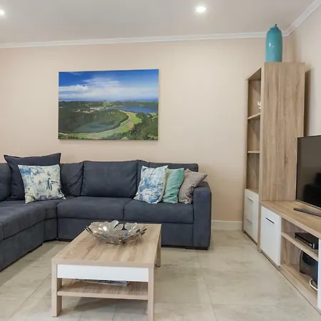 Surf Beach_santa Barbara Secret Gardens *